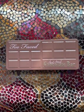 Too Faced Semi-Sweet Chocolate Bar Eyeshadow Palette - Mauve Brown & Pink NEW